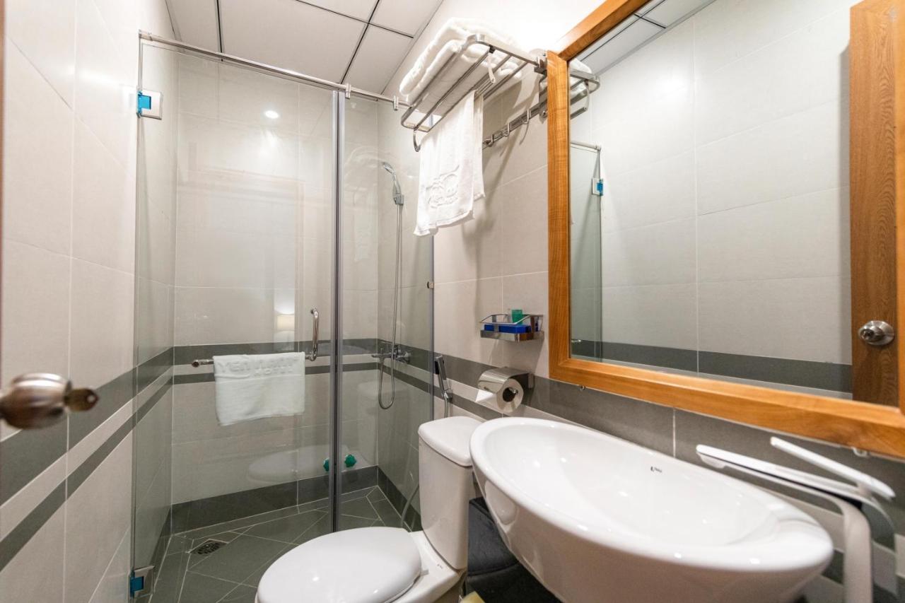 הו צ'י מין סיטי Reddoorz Yen Nam Hotel Hoang Van Thu מראה חיצוני תמונה